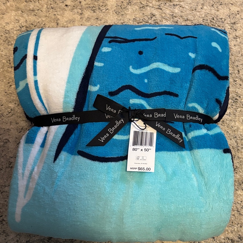 Vera Bradley Shore Thing Aqua and Navy Blanket NWT